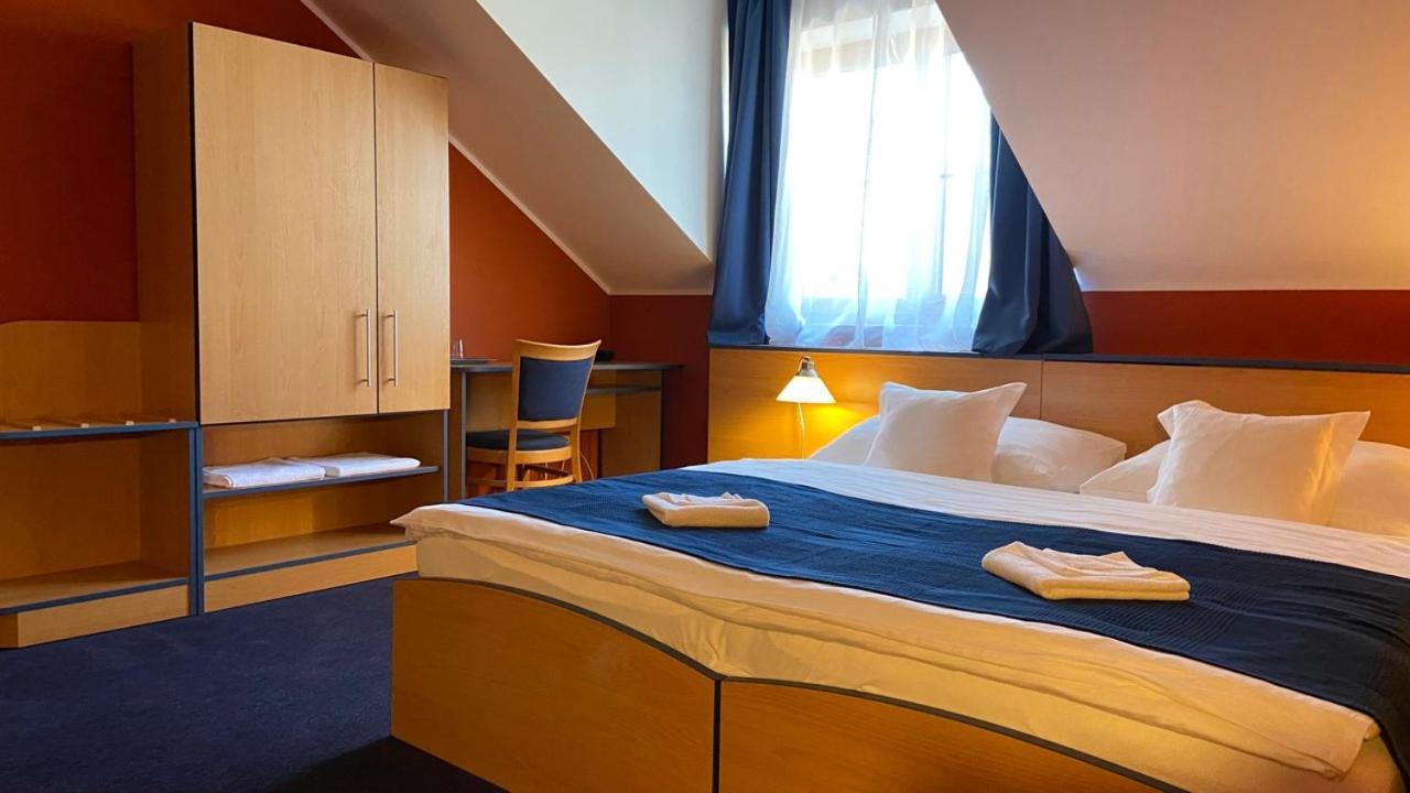 Hotel U Milina المظهر الخارجي الصورة