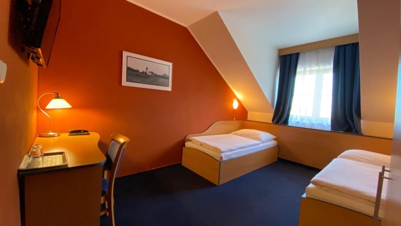 Hotel U Milina المظهر الخارجي الصورة
