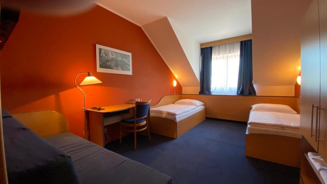Hotel U Milina المظهر الخارجي الصورة